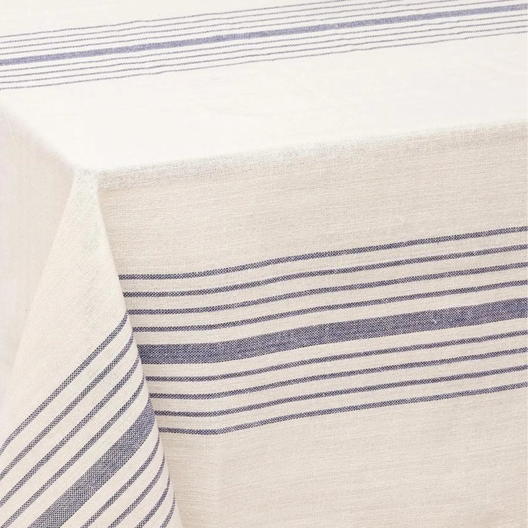Blue & Cream Cotton Tablecloth & Napkins Set